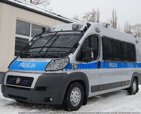 KMP w Wałbrzychu: Policjanci przeprowadzili serię prelekcji z okazji 