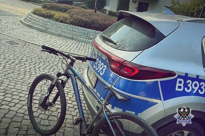 Dwóch rowerzystów z mandatami w Wałbrzychu. Jeden miał 0,82 promila