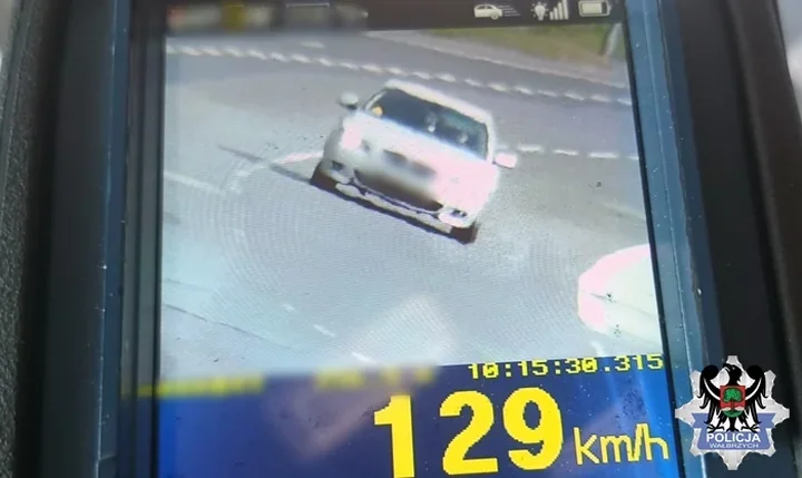 Na Wrocławskiej wpadł z 129 km/h - 31-latek stracił prawo jazdy