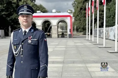Wałbrzyski policjant odebrał medal z rąk prezydenta RP w Warszawie