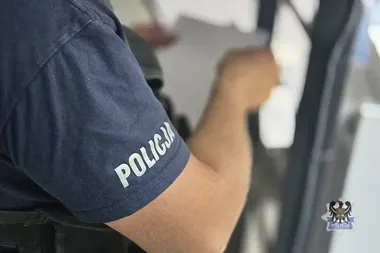 Zostawił telefon przy kasie w lombardzie. Po kilku dniach zatrzymali 34-latka