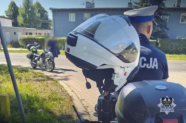 62-latek zatrzymany na motocyklu. Uprawnienia cofnięto mu już w 2016 roku