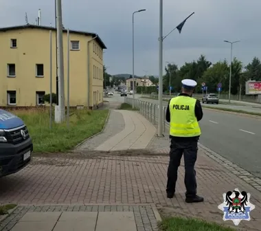 Pusta droga nie wystarczy. Policja w Wałbrzychu kontroluje prędkość