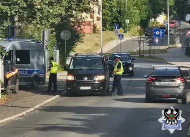 Jedna chwila nieuwagi na torach może zakończyć się tragedią w Wałbrzychu