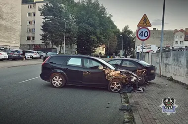 Po kolizji wyszło na jaw, że 43-latek miał zakaz prowadzenia