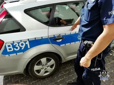 21-latka zatrzymana nocą w Wałbrzychu. Usłyszała trzy zarzuty