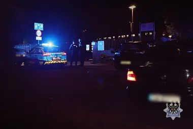 Pościg na Starym Zdroju. 50-latek w areszcie po potrąceniu policjanta