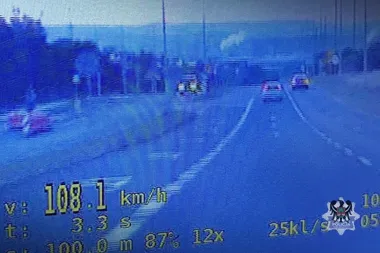 108 km/h w terenie zabudowanym. 40-latka straciła prawo jazdy