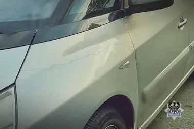 Porysował auto rozbitą płytką. 51-latek miał 3,59 promila