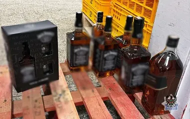 Butelki alkoholu kosztowały go wejście prosto w ręce ochrony