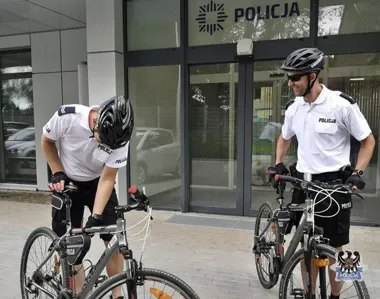 Majówkowy ruch na drogach - rowerzyści i motocykliści są najbardziej narażeni