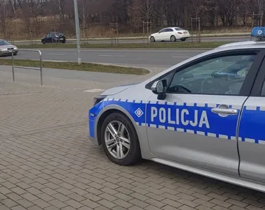 Dwa zatrzymania, cztery zakazy i noc w celi - kierowcy wracają do sądu