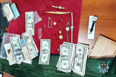 Wyszedł z klatki z łupem, ale na Piaskowej Górze czekała policja