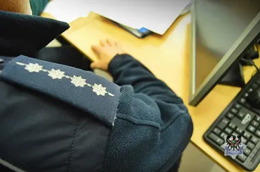 Zwykła kłótnia przerodziła się w dewastację auta i groźby śmierci