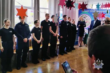 Wałbrzyscy uczniowie weszli do policyjnej czołówki i wrócili z II miejscem