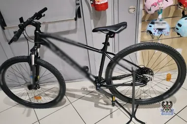 Rower zniknął w południe - 18-latek nie uciekł daleko przed policją