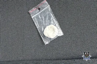 Dwie kontrole w Wałbrzychu zakończyły się narkotykami przy sobie